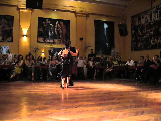 Video thumbnail for La vieja serenata - Ernesto Balmaceda y Stella Baez en Soho Tango