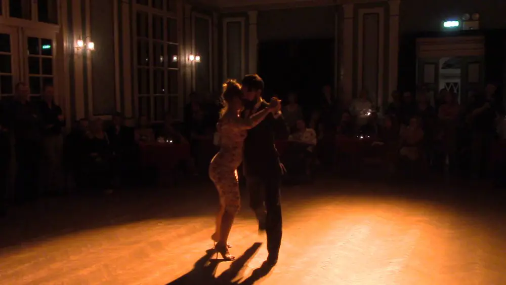 Video thumbnail for Maja Petrović  & Marko Miljević  - "Milonga del recuerdo" - D´Arienzo/Echagüe - 3 (Milonga)