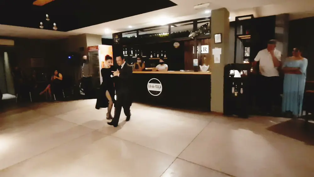 Video thumbnail for Barbara Ferreyra y Agustín Agnez - "Milonga de Mis Amores" Orq. Pedro Laurenz