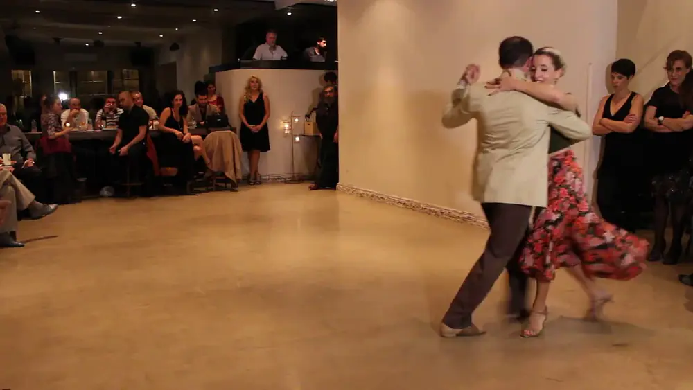 Video thumbnail for Delfina Pissani & Diego Martin Valero (Milonga "Meta Fierro ")
