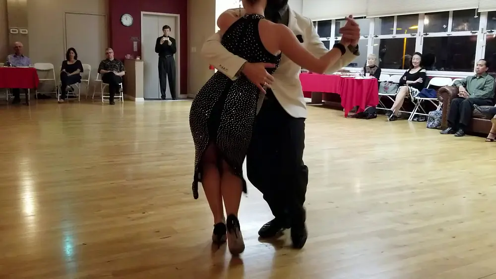 Video thumbnail for Lorena Gonzales & Gaston Camejo - performance at dance blvd on 9/14/18 (3 of 3)