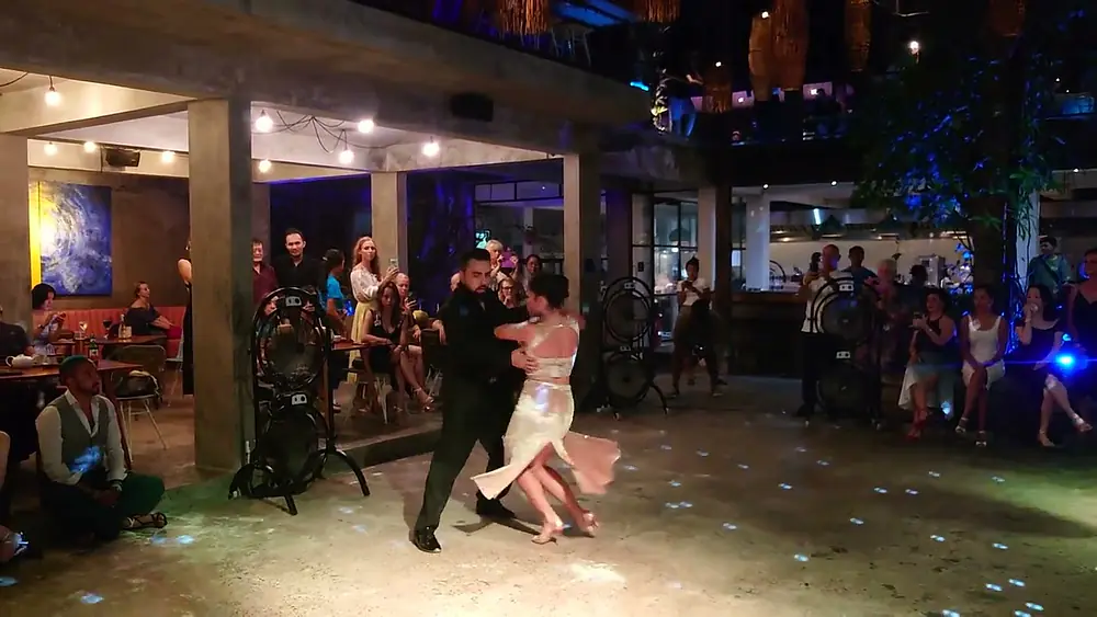 Video thumbnail for Clarisa Aragon and Jonathan Saavedra - Tango Performance - BALI
