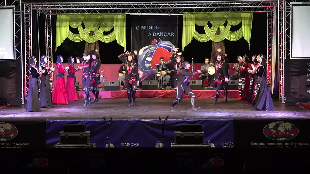 Video thumbnail of Georgian folk dance: Samaia & Gandagana