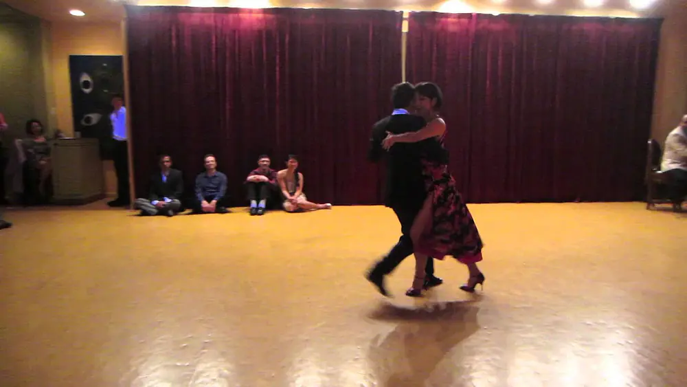 Video thumbnail for Guillermo Cerneaz & Mayumi Fujio, "La Cicatriz", El Abrazo, 3/3