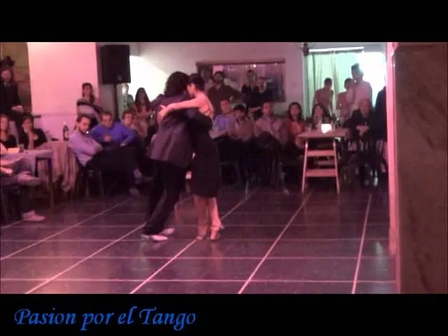 Video thumbnail for MOIRA CASTELLANO Y GASTON TORELLI BAILANDO EL TANGO "UNA FIJA" EN FLOREAL MILONGA