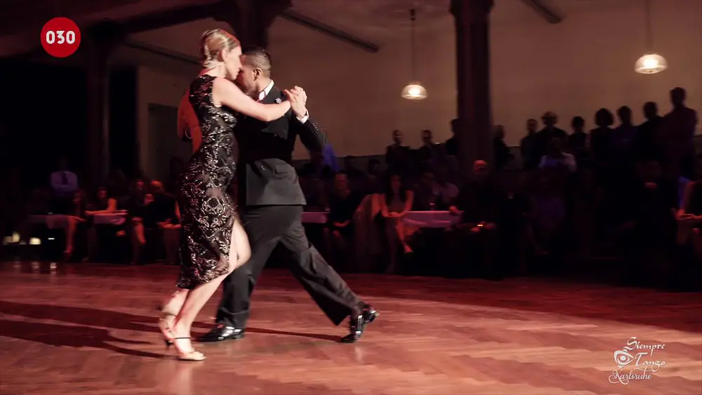 Video thumbnail for Sebastián Arce y Mariana Montes, Karlsruhe Tango Festival,   1/4