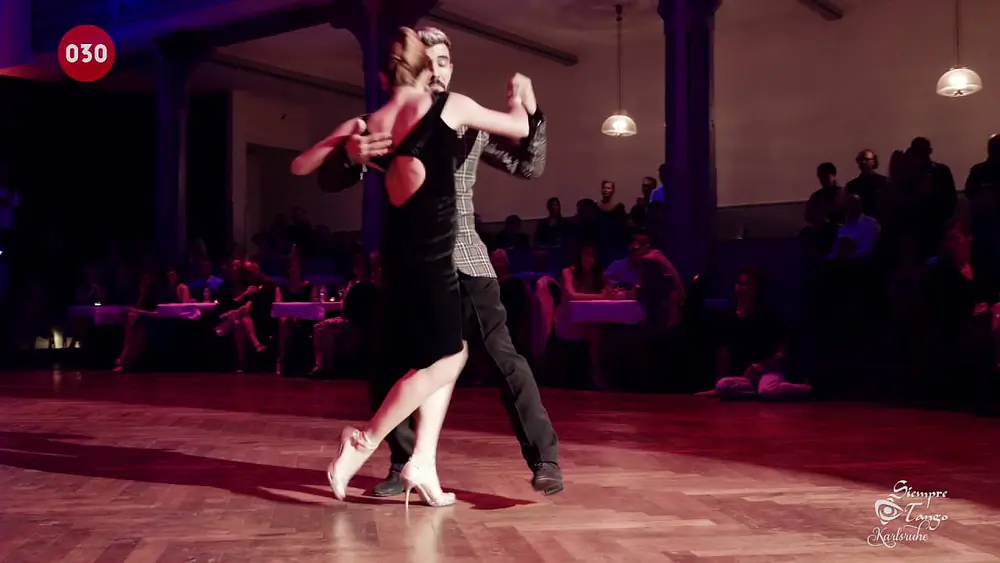 Video thumbnail for Max van de Voorde y Solange Acosta, Karlsruhe Tango Festival 2016, 2/4