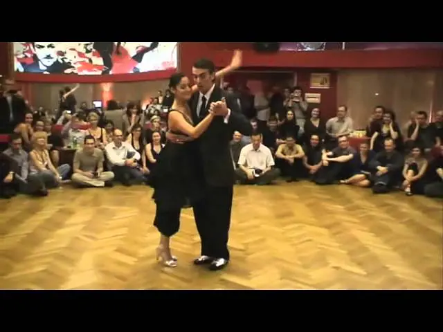 Video thumbnail for Eugenia Eberhardt & Sebastian Posadas, Tango milonga show (4/5), 10.12.2011
