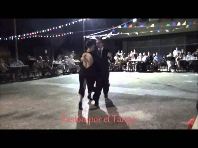 Video thumbnail for BETSABET FLORES y JONATHAN SPITEL Bailando EL HURACAN en la MILONGA del CLUB de ARQUITECTURA
