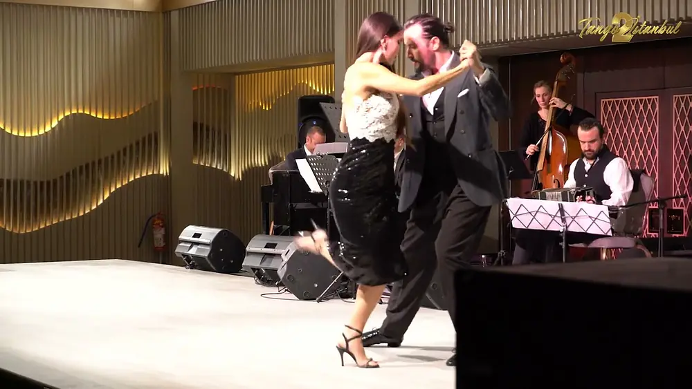 Video thumbnail for Giampiero Cantone & Magdalena Valdez 2/2 with Sexteto Cristal | 15th Tango2İstanbul - The Ritz