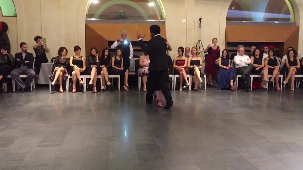 Video thumbnail for Yailet Suarez e Julio Alvarez. Tango 2.Cuatro palabras (Juan D'rienzo)