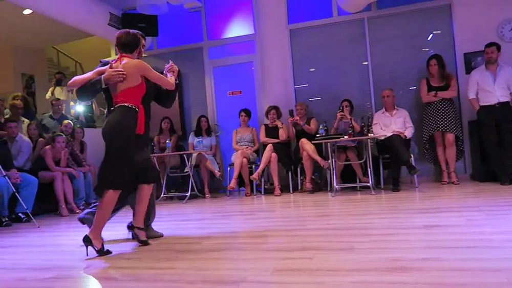 Video thumbnail for 2015 Jun - Andres Laza Moreno y Luciana Arregui - Farewell milonga