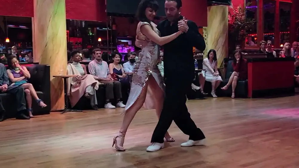 Video thumbnail for Performance by Pablo Inza & Sofia Saborido at Alberto's on June 4, 2023 (3/3)