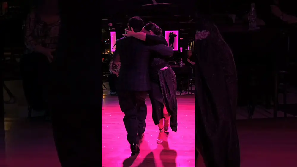 Video thumbnail for O R I L L E R A 🥳.Pablo Martin Giorgini Analía Centurión #tango #orillera #milonga #buenosaires