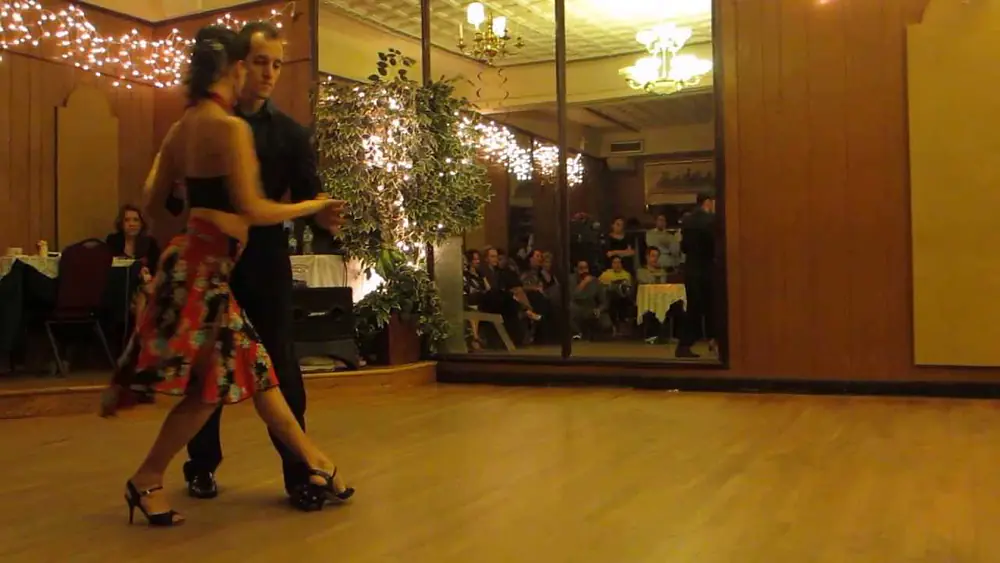 Video thumbnail for Guillermo Cerneaz & Marina Kenny at La Milonga Rosa