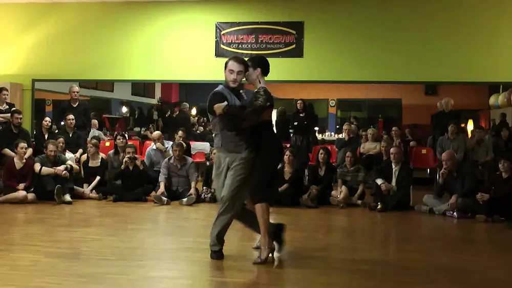 Video thumbnail for El Simpatico, Juan D'Arienzo - Maria Filali y Gianpiero Galdi - J_Club PN, 2016 (5)