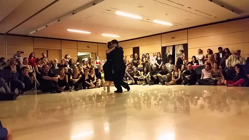 Video thumbnail for Carlitos Espinoza & Noelia Hurtado, Recién