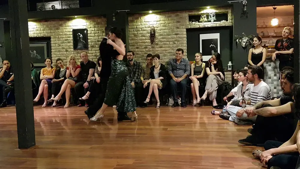 Video thumbnail for Melike Karadaglı & Tolga Sahin 06.05.18 Milonga Esta/Istanbul