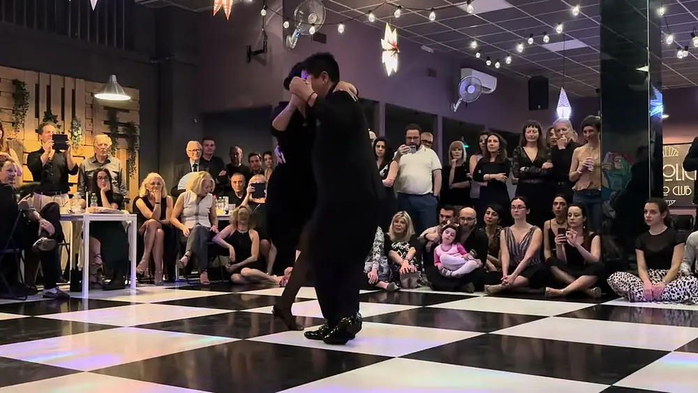 Video thumbnail for Roxana Suarez Carlitos Espinoza Padova 22/03/2025 (5/5)