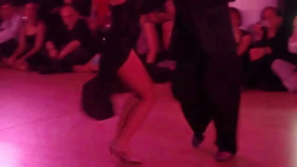 Video thumbnail for Mariano "Chicho" Frumboli et Juana Sepulveda - Bahia Blanca - Carlos Di Sarli