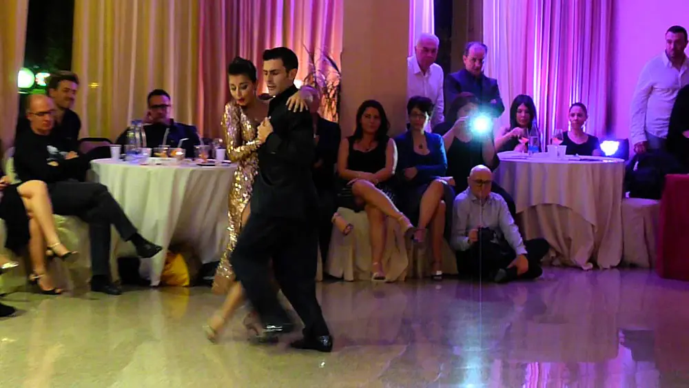 Video thumbnail for Fernando Gracia y Sol Cerquides - Hotel Barion Bari - TangOn - 30.04.2015  3.4