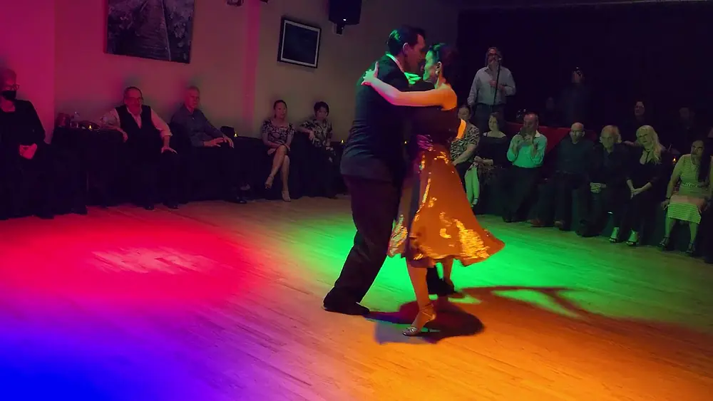 Video thumbnail for Argentine tango: Florencia Borgnia  & Marcos Pereira - La Mulateada