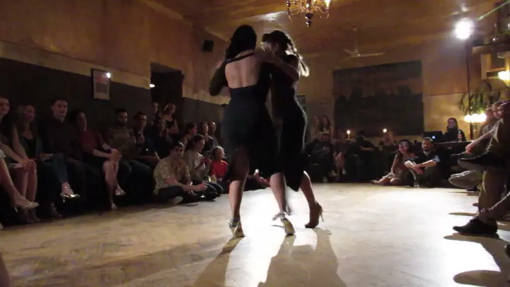 Video thumbnail for Corina Herrera y Soledad Larretapia