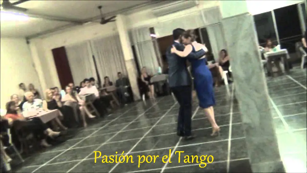 Video thumbnail for AGUSTINA BERENSTEIN y RODRIGO PALACIOS Bailando el Tango PENSALO BIEN en FLOREAL MILONGA