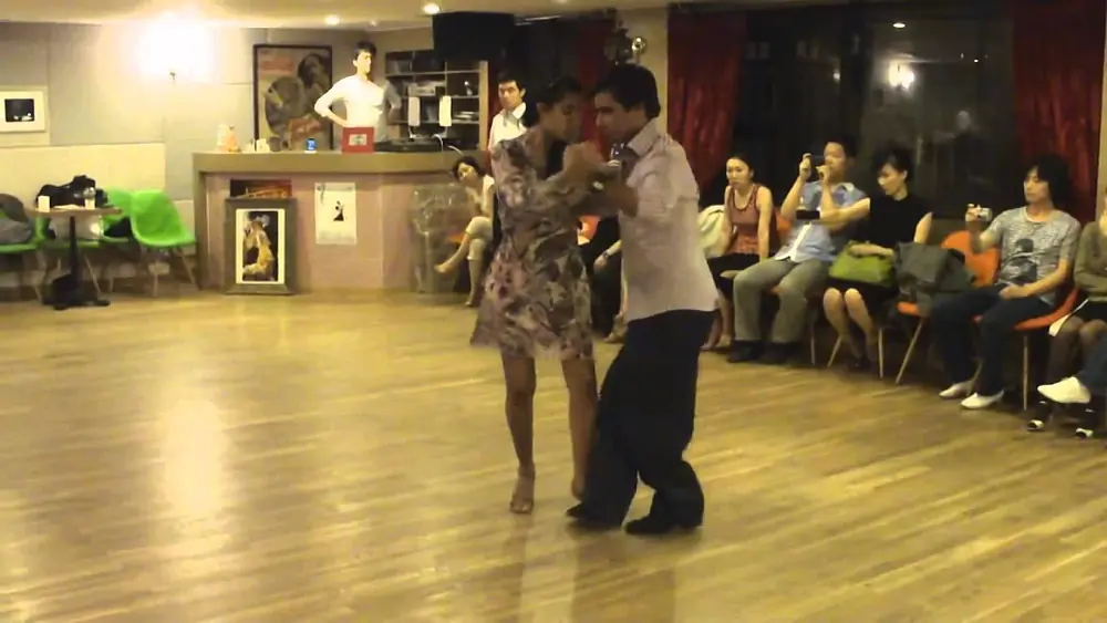 Video thumbnail for Sebastian Achaval and Roxana Suarez 053