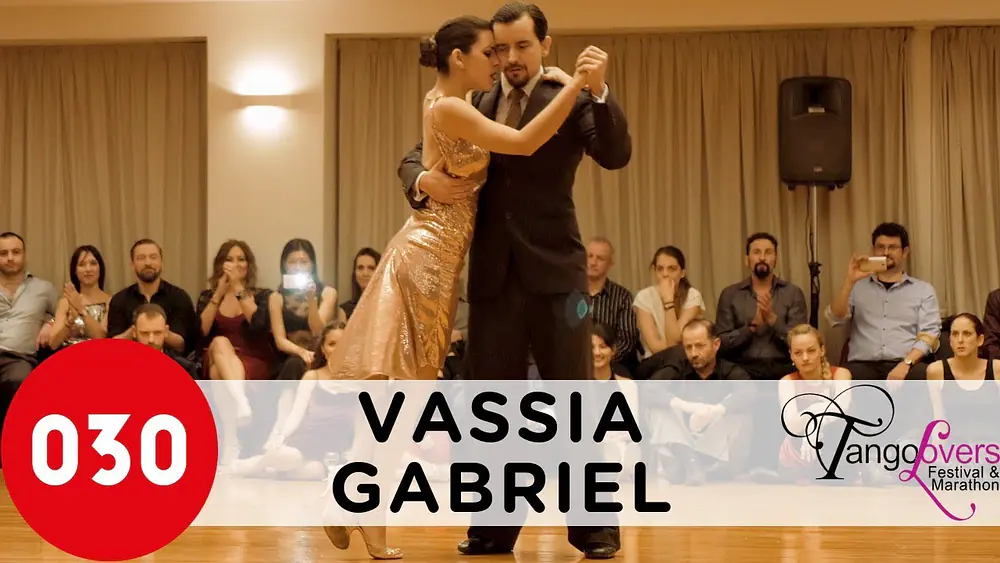 Video thumbnail for Vassia Thanopoulou and Gabriel Marino – Por que razón