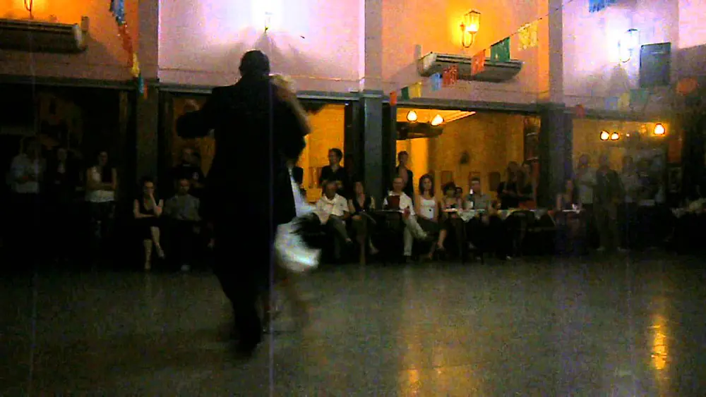 Video thumbnail for Analia Carreño y Luis Ramirez en El Motivo Tango 18/2/13