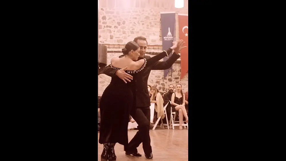 Video thumbnail for Geraldin Rojas and Ezequiel Paludi – Una lagrimita #izmirtangotale #tangomatter #030tango