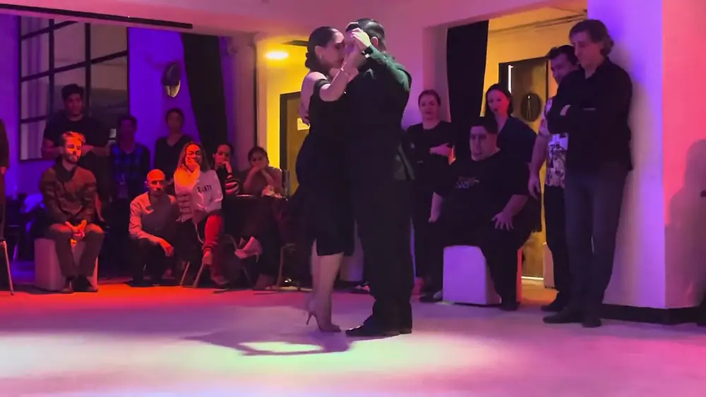 Video thumbnail for Brenno Marques Lucas y Fati Caracoch @ Milonga Sensaciones de Tango 9/4/24 #tango Subscribe🔔