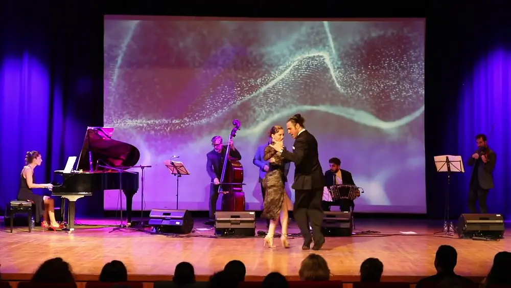 Video thumbnail for Ali Alper Özdemir & Emine Tezgin Özdemir at Tango Bardo Live-ISTANBUL (2/2)