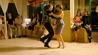 Video thumbnail for Bruno Tombari e Rocio Lequio al Tango Dance Camp 2019 - 4 (con richieste)