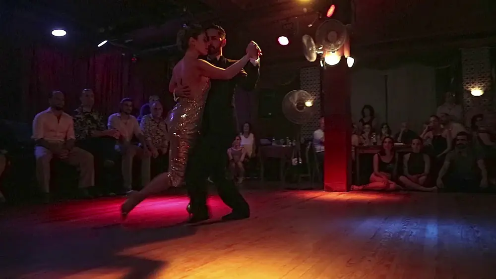 Video thumbnail for Juan Martin Carrara y Stefanía Colina - 1 "Volvió a Llover"