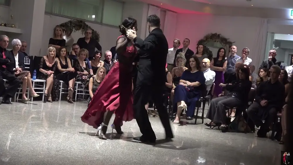Video thumbnail for Natalia Ochoa y Diego Riemer - Trenzas - Anibal Troilo y Roberto Goyeneche - 31.12.2024 2.2 - Imola