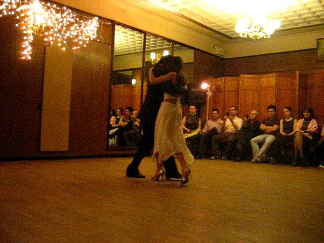 Video thumbnail for Orlando Farias & Mariana Fresno  @  "Milonga Rosa"