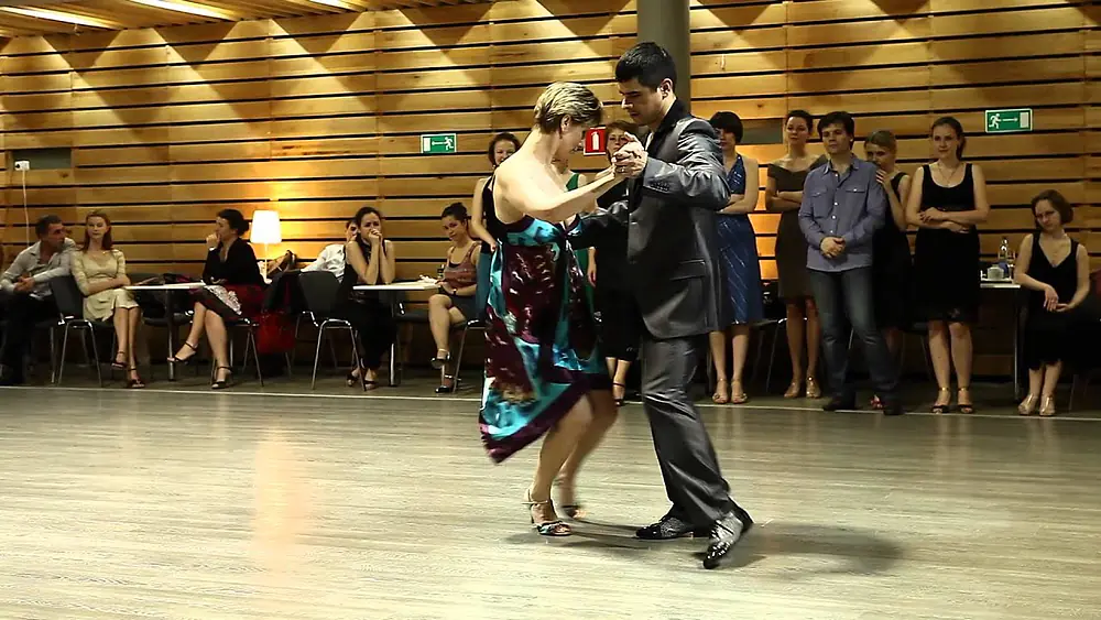 Video thumbnail for Anna Zyuzina & Gustavo Funes, 1, «White tango festival 2012» Moscow, Russia