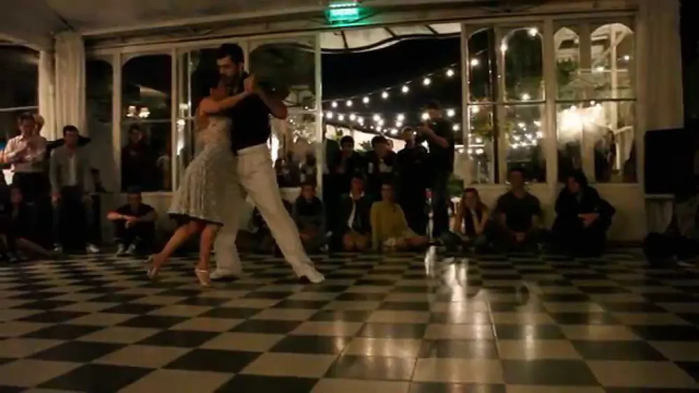 Video thumbnail for Dana Frígoli y Adrián Ferreyra en Milonga La Bicicleta! 3