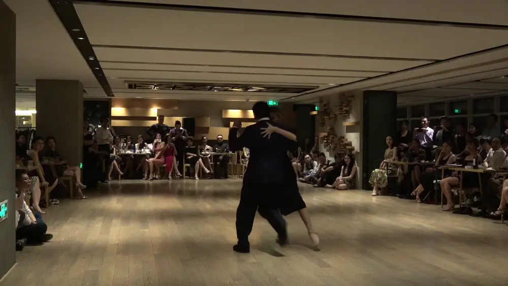 Video thumbnail for Carlitos Espinoza y Noelia Hurtado Grand Milonga in Beijing 2017.4.2