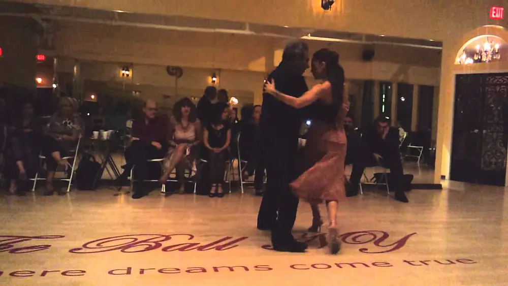 Video thumbnail for Argentine Tango: Jorge Torres & Maria Blanco - Vals "Lo Mismo Que Ayer"