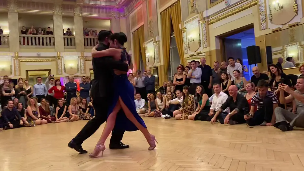 Video thumbnail for Jonathan Saavedra y Clarisa Aragon @ Bratislava Tango Festival 5/5 2019