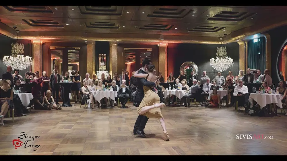 Video thumbnail for Augustina Piaggio & Facundo Pinero - Tango exhibition by Sivis'Art