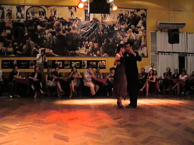 Video thumbnail for Siete Palabras - Tanguito Cejas y Genoveva Fernandez en Soho Tango