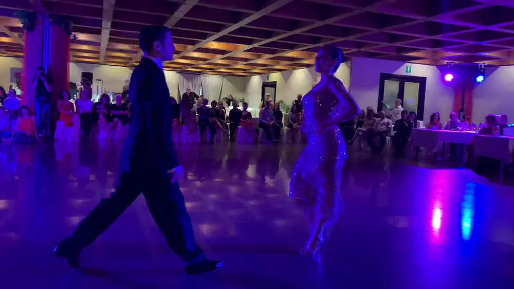Video thumbnail for Neri Piliu y Yanina Quinones Udine Tango Meeting 2019 3-4