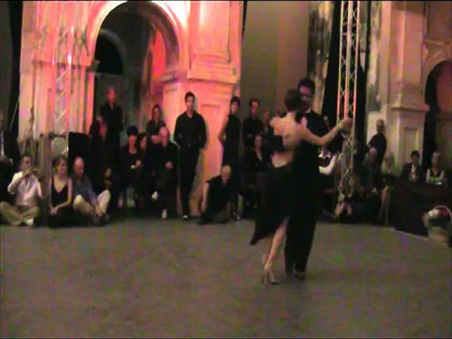 Video thumbnail for Sebastian Arce y Mariana Montes Astintango Festival 2011 3/3
