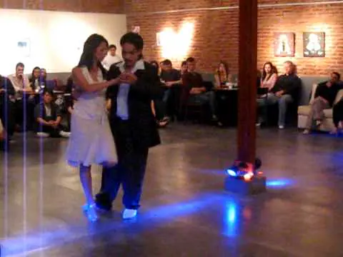 Video thumbnail for Gastón Torelli y Moira Castellano en LOCA!