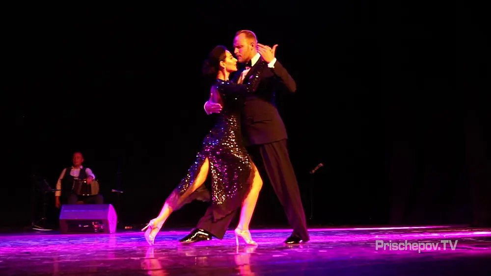 Video thumbnail for Frolov Alexandr & Mariia Frolova, Tango En Vivo orq., 2, Milonguero Nights in Moscow 2018