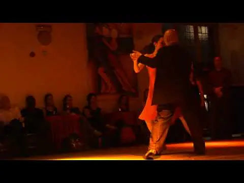 Video thumbnail for Raul MASCIOCCHI & Ariane LIAUTAUD at Negracha London 2009 (2/4)